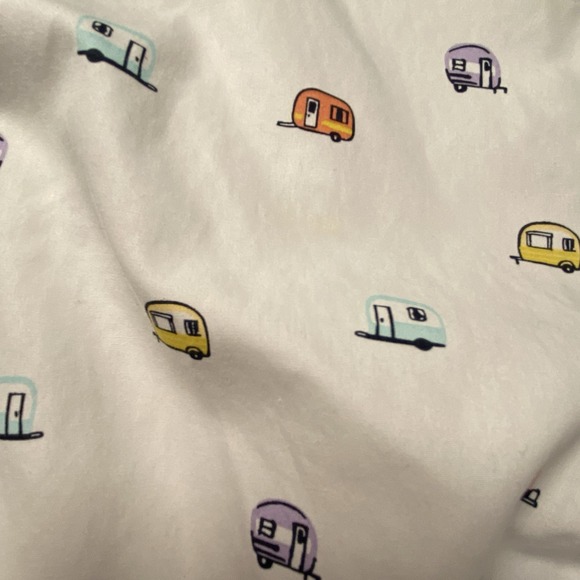 Lands End Women 22‎ Plus Top Sleeveless Collared White Happy Camper Print RV Fun - Picture 8 of 11